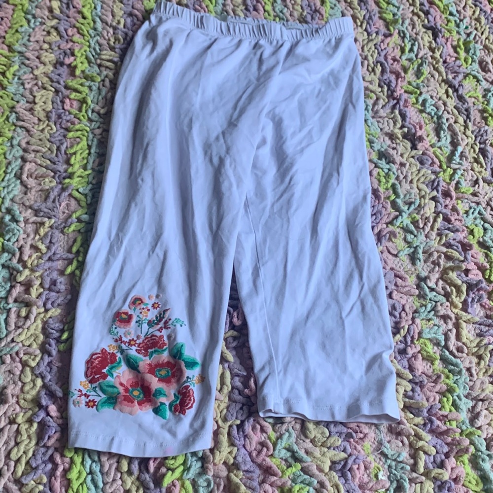 LC Waikiki white leggings with flowers